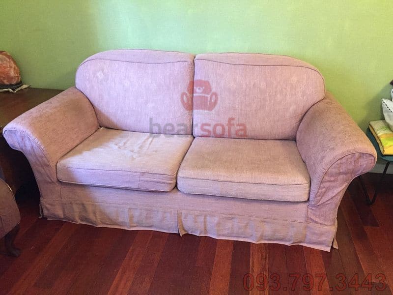 Ghế sofa kiểu cổ điển nhà anh Đăng quận 1