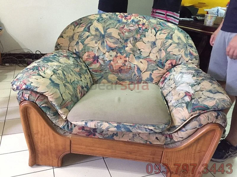 Ghế sofa cũ nhà cô Đào quận 10