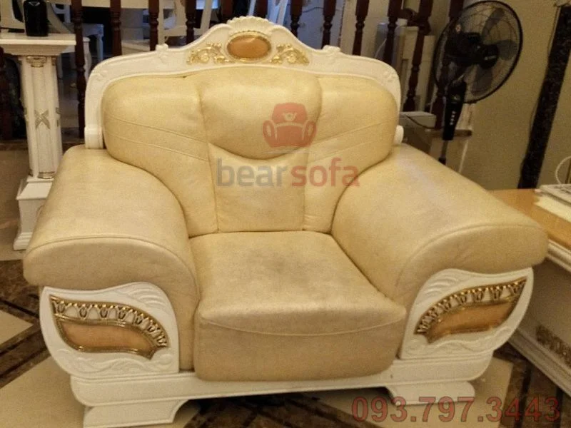 Ghế sofa đơn còn tương đối đẹp