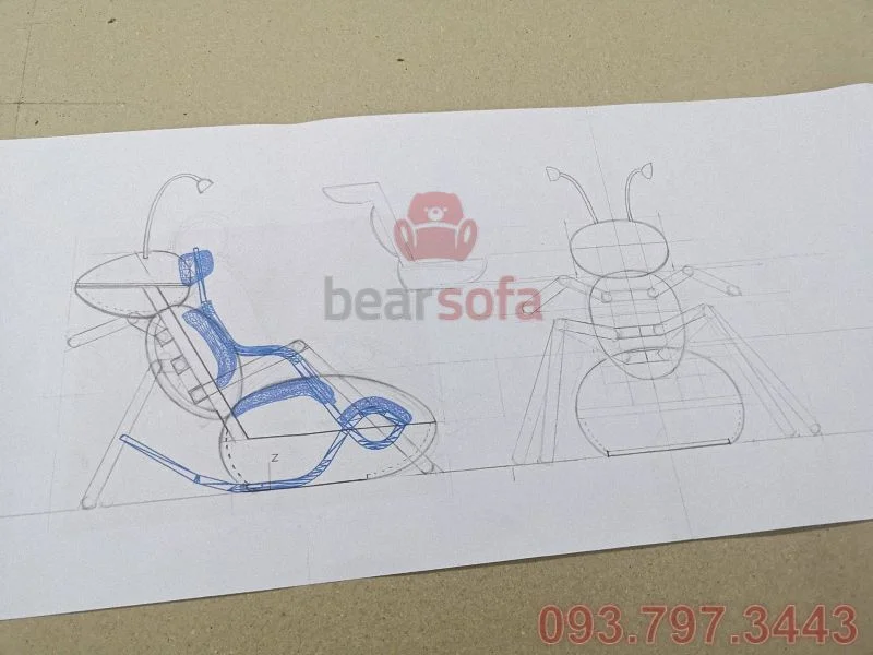Bản vẽ ghế đọc sách hình chú kiến trên giấy bằng bút chì tại xưởng BearSofa